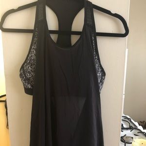 lululemon tank with bra